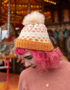 TOFT Coral Pom Pom