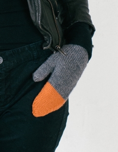 Block Colour Mittens