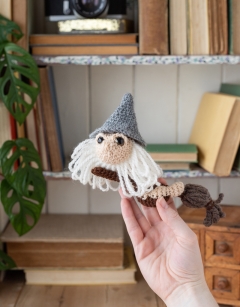 Fantasy Bookworm