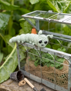 Sylvia the Caterpillar Kit