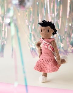 Hen Do Doll