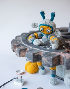 Ullima the Robot
