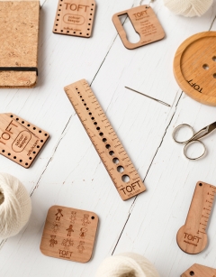 Wool Needle