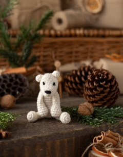 Mini Piotr the Polar Bear Kit
