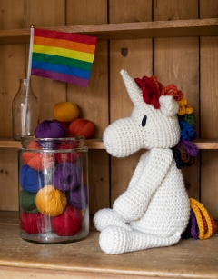 Giant Rainbow Unicorn