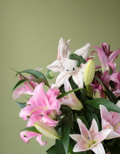Mini Beaded Lily