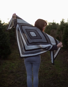 Thuja Throw pdf