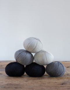 Thuja Throw pdf